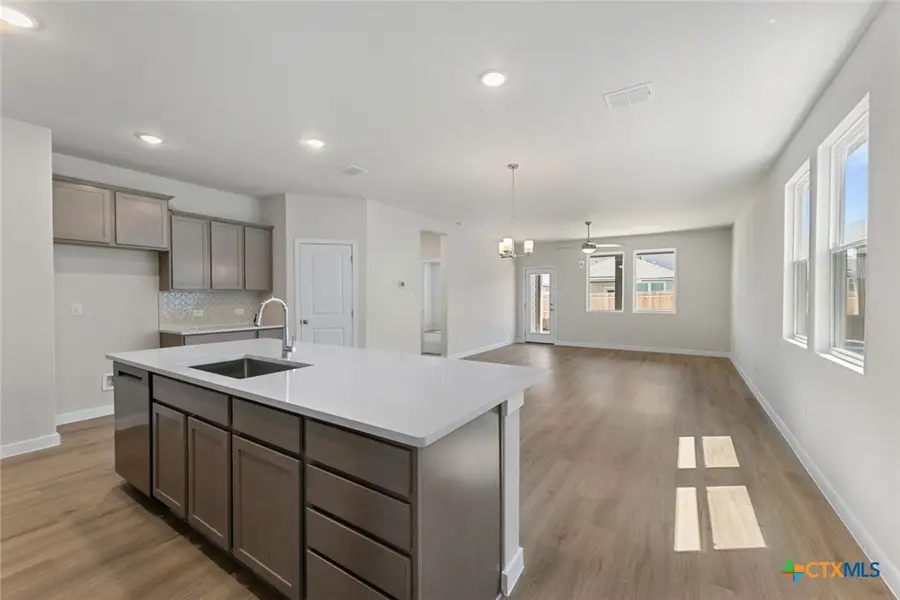 745 Whitman Street, New Braunfels, TX 78130 - Image #3