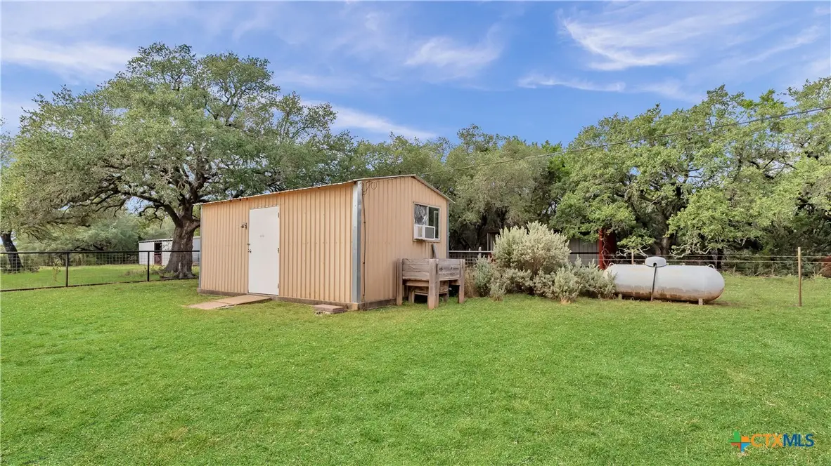 1413 Lonesome Bird, Burnet, TX 78611 - Image #1