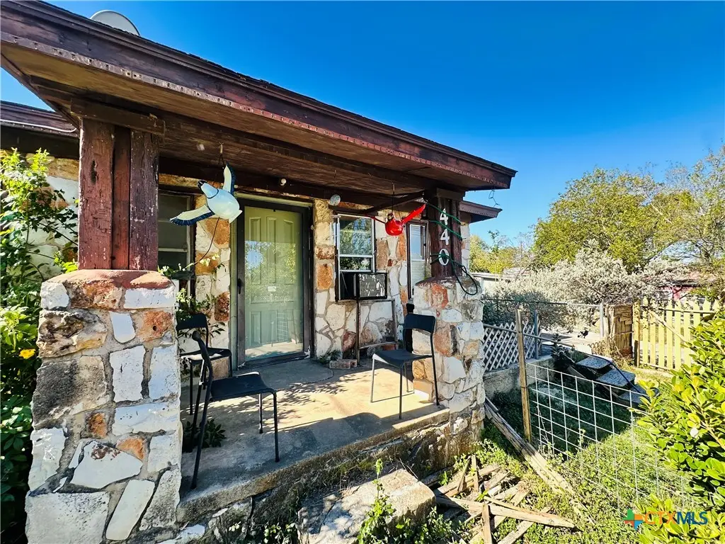 440 Peace Avenue, New Braunfels, TX 78130 - Image #1