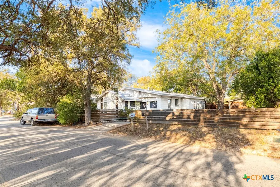 1392 E Market Street, Lockhart, TX 78644 - #2