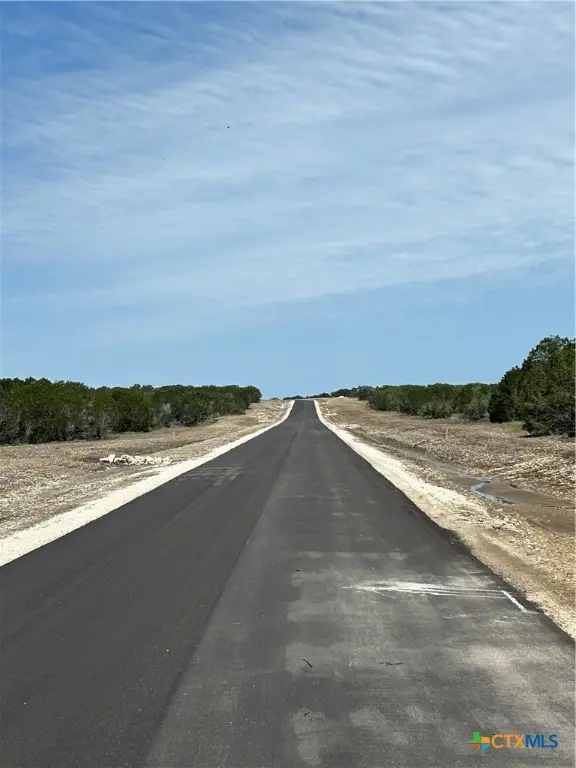 126 Cedar Bluff Loop, Gatesville, TX 76528