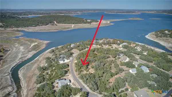 915/935 Five Oaks Circle, Canyon Lake, TX 78133