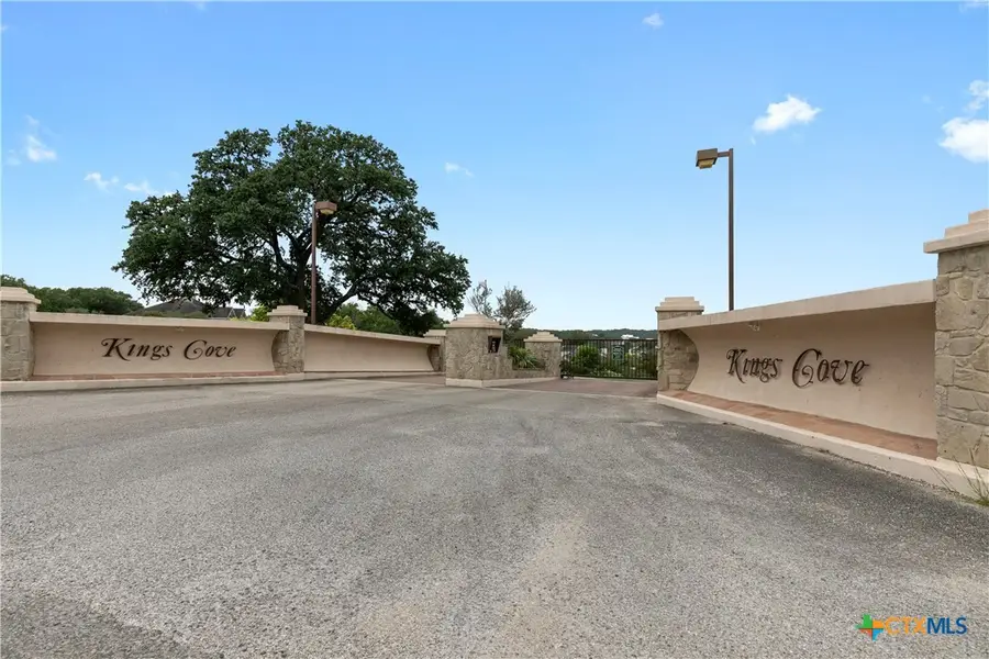 1232 Kings Cove Dr, Canyon Lake, TX 78133 - Image #3