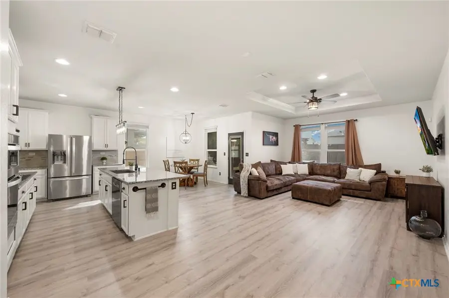 2838 Ridge Berry Road, New Braunfels, TX 78130 - Image #3