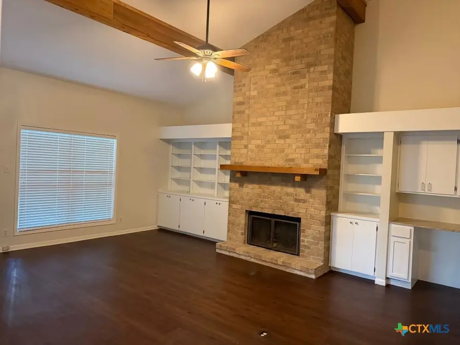 5503 Country Club Drive #A, Victoria, TX 77904 - Image #2