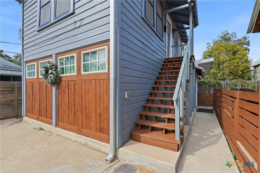 135 Adams Street #4, San Antonio, TX 78210 - #2