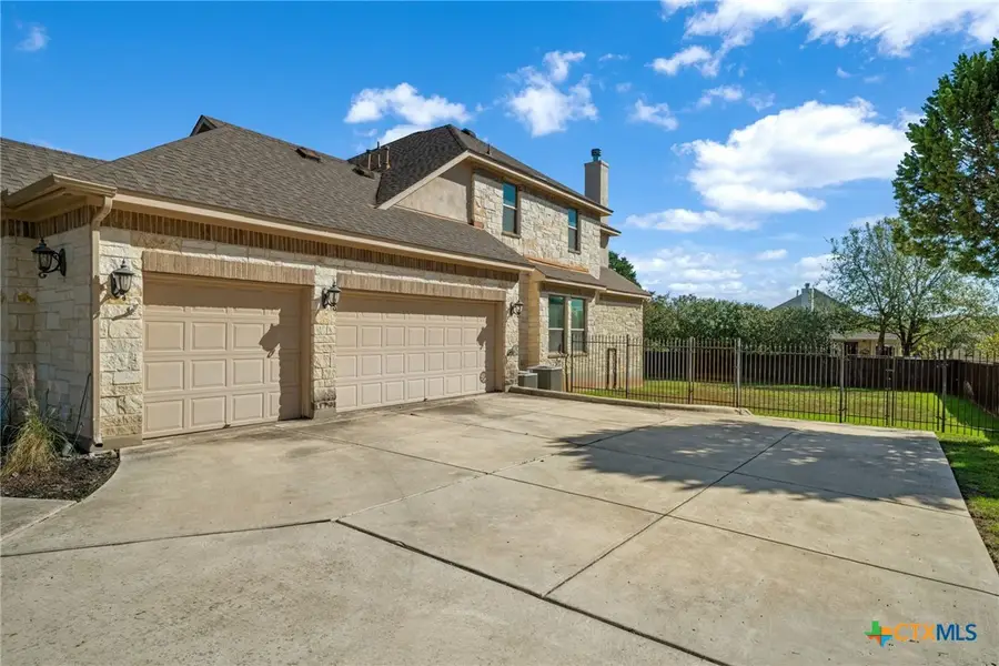 226 Hamburg Avenue, New Braunfels, TX 78132 - Image #3