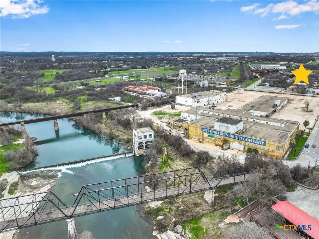 569 Wright Avenue, New Braunfels, TX 78130 - Image #1