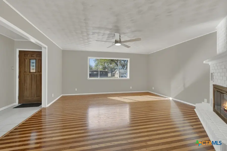 145 Bobolink Drive, New Braunfels, TX 78130 - Image #3