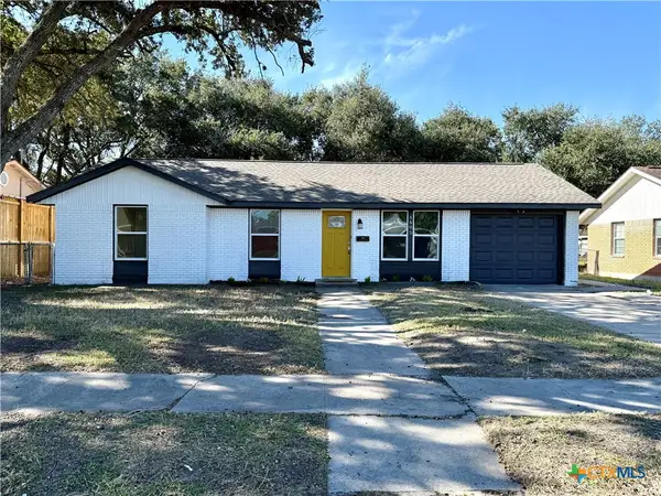 4605 Evergreen Street, Victoria, TX 77904