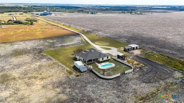 15620 Harry Lind Road, Elgin, TX 78621