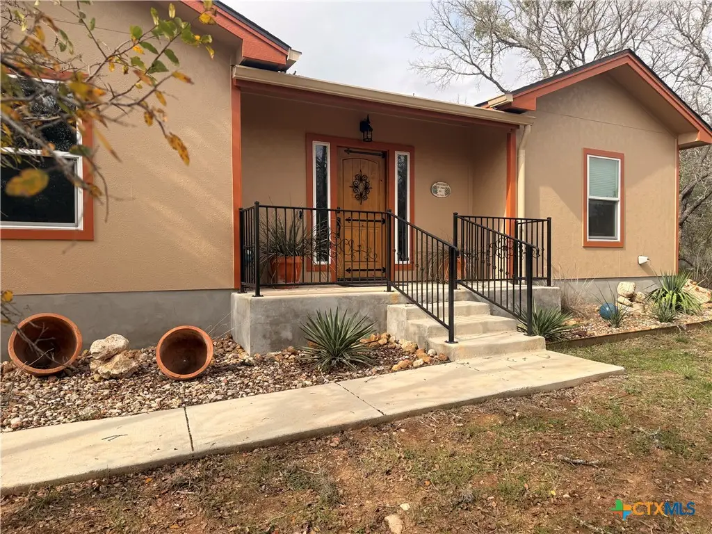 111 Clydesdale Drive, San Marcos, TX 78666 - Image #1