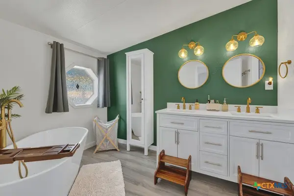 859 Morningwood Drive, San Marcos, TX 78666