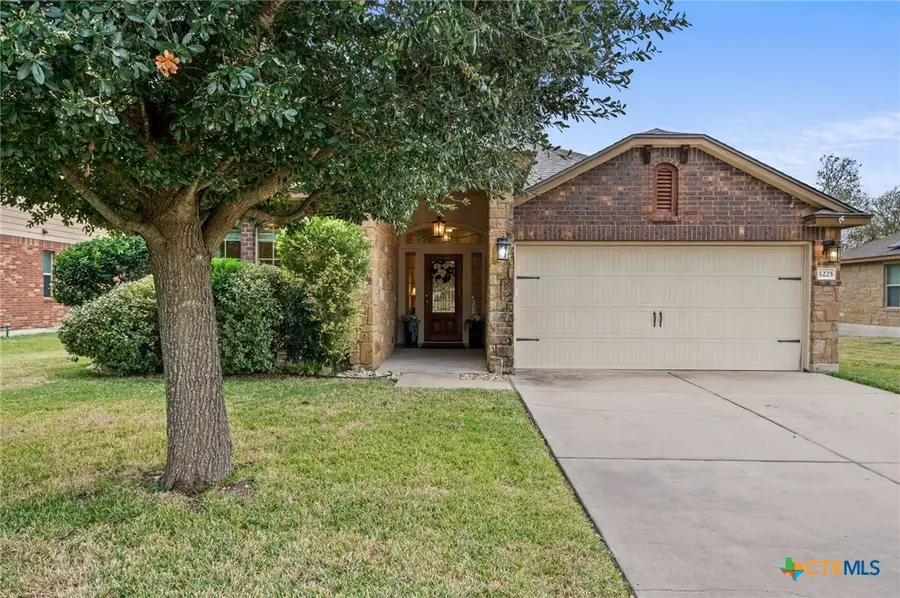 5225 Sandstone Drive, Temple, TX 76502 - Image #2
