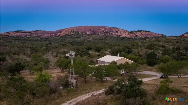 7702 Ranch Road 965, Llano, TX 78643