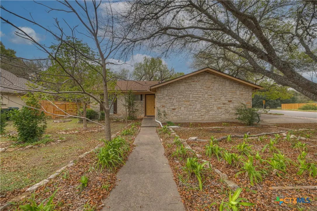 1935 Lisa Lane, San Marcos, TX 78666 - Image #1