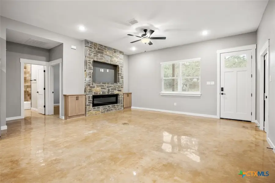 526 Eastview Drive, Canyon Lake, TX 78133 - Image #3