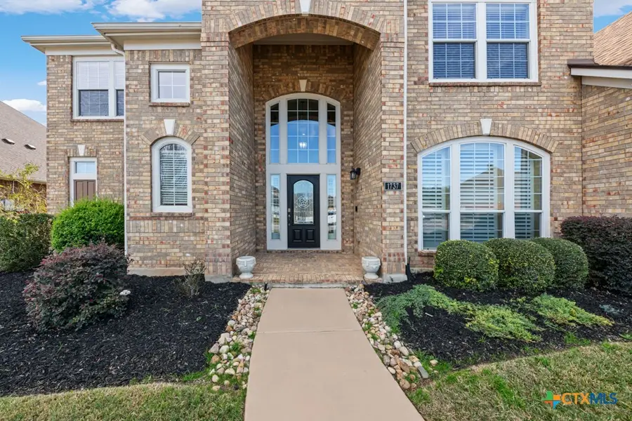 1737 Oak Wind, New Braunfels, TX 78132 - Image #2