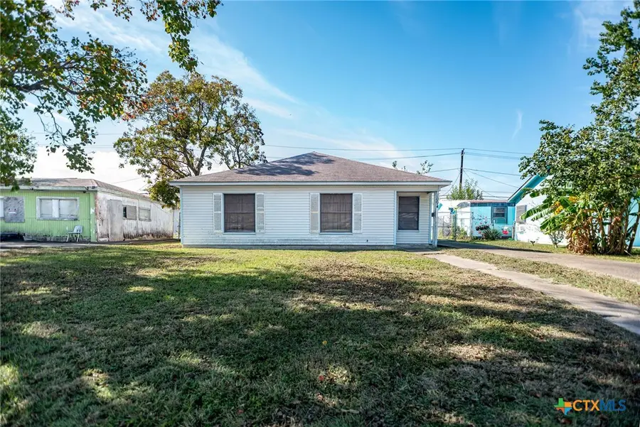 109 Tommy Drive, Port Lavaca, TX 77979 - Image #2