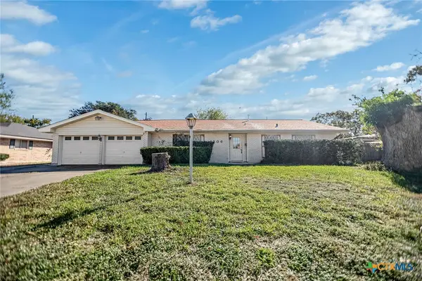 1106 Brookhollow Drive, Port Lavaca, TX 77979