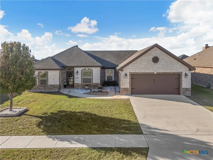408 Magnolia Drive, Troy, TX 76579 - Image #2
