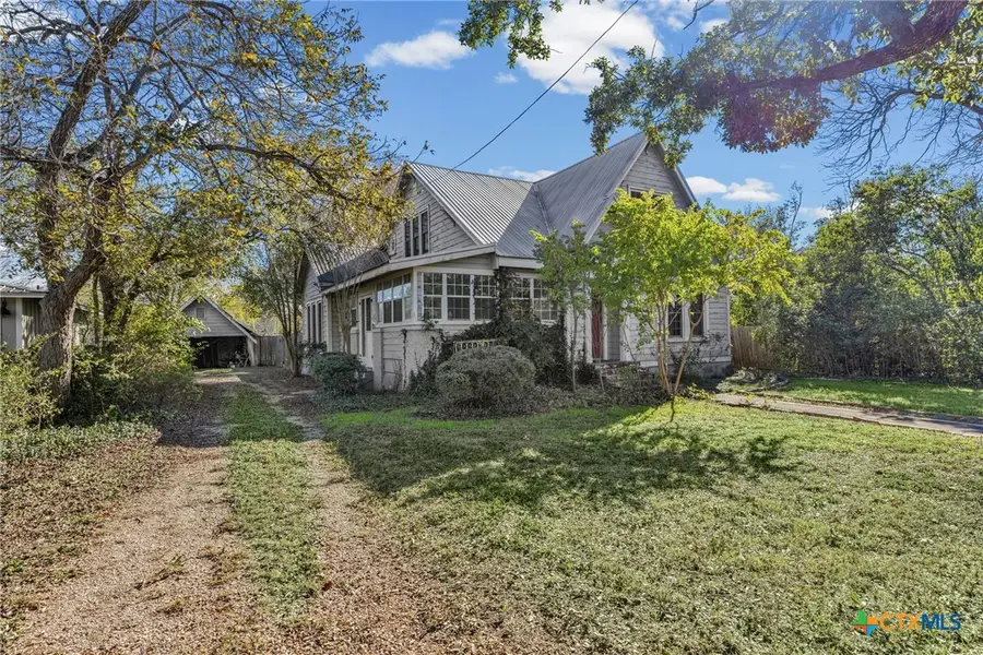 1006 Maple Street, Lockhart, TX 78644 - Image #2
