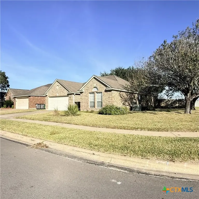 101 Appaloosa Court, Victoria, TX 77904 - Image #3
