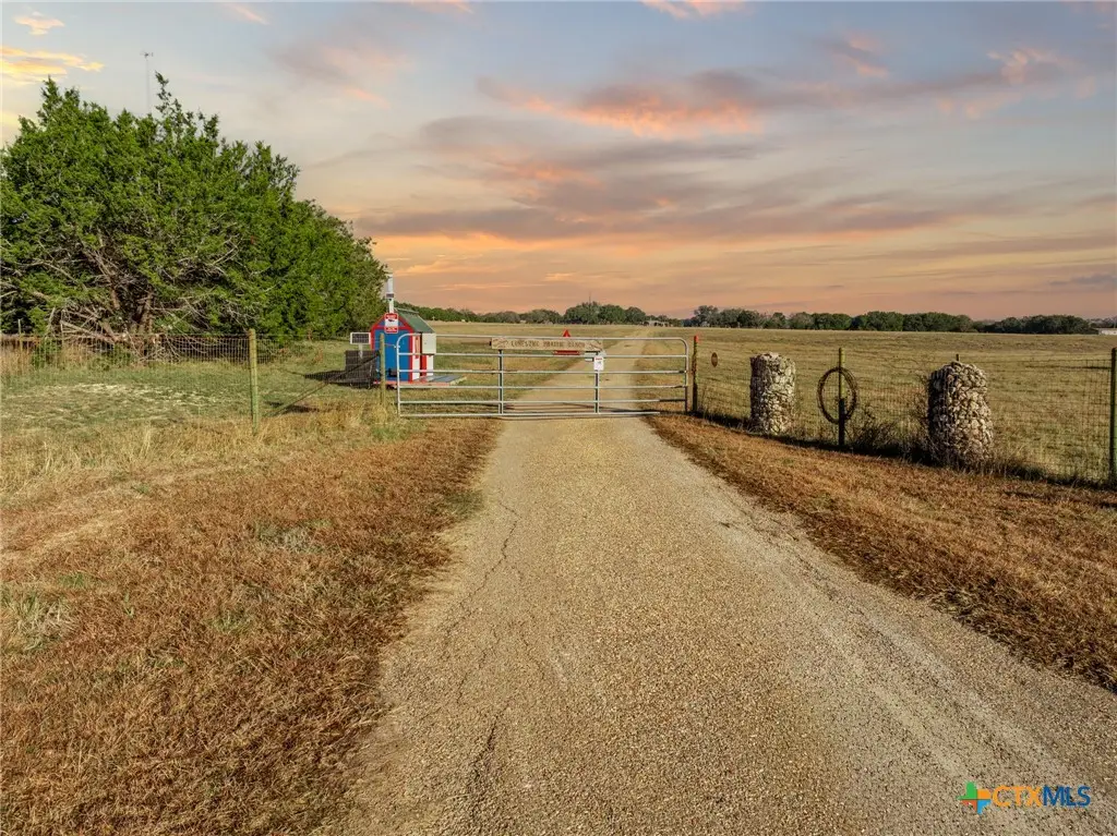 853 County Road 4390, Kempner, TX 76539 - Image #1