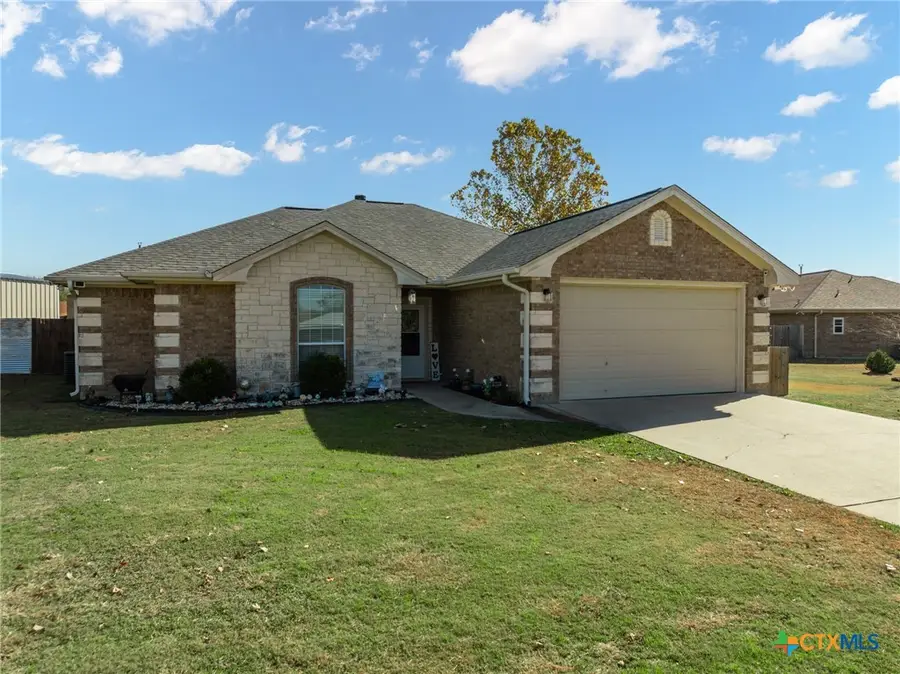 210 Lakewood Drive, Gatesville, TX 76528 - Image #3