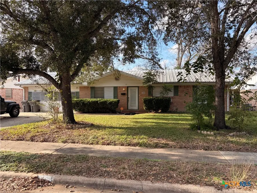 3504 Erwin Avenue, Victoria, TX 77901 - Image #2