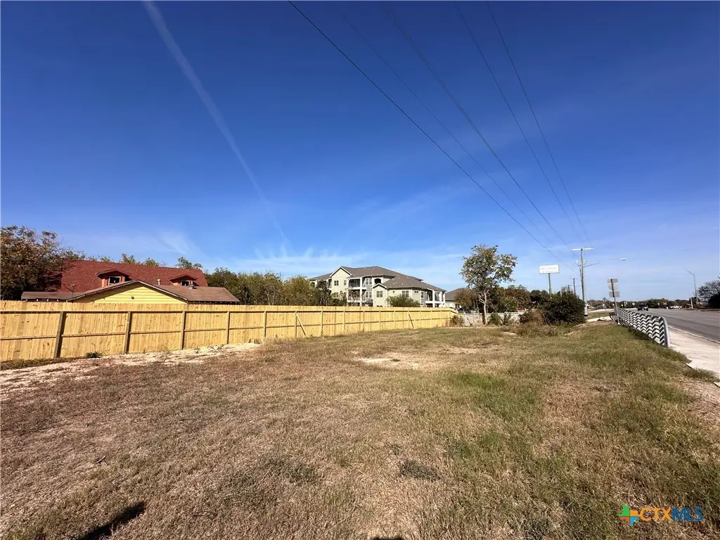 295 S West End Avenue, New Braunfels, TX 78130 - #1