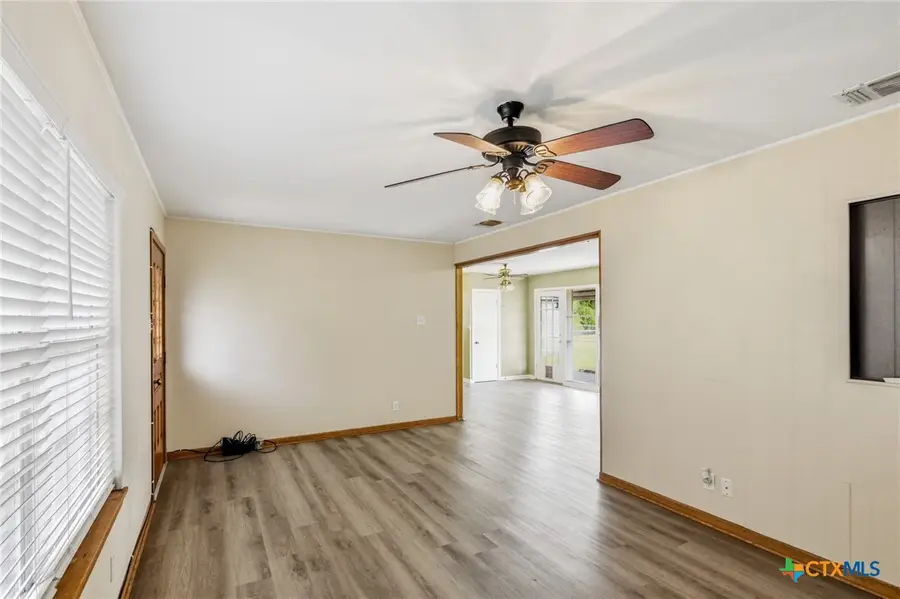 4606 Evergreen Street, Victoria, TX 77904 - Image #3