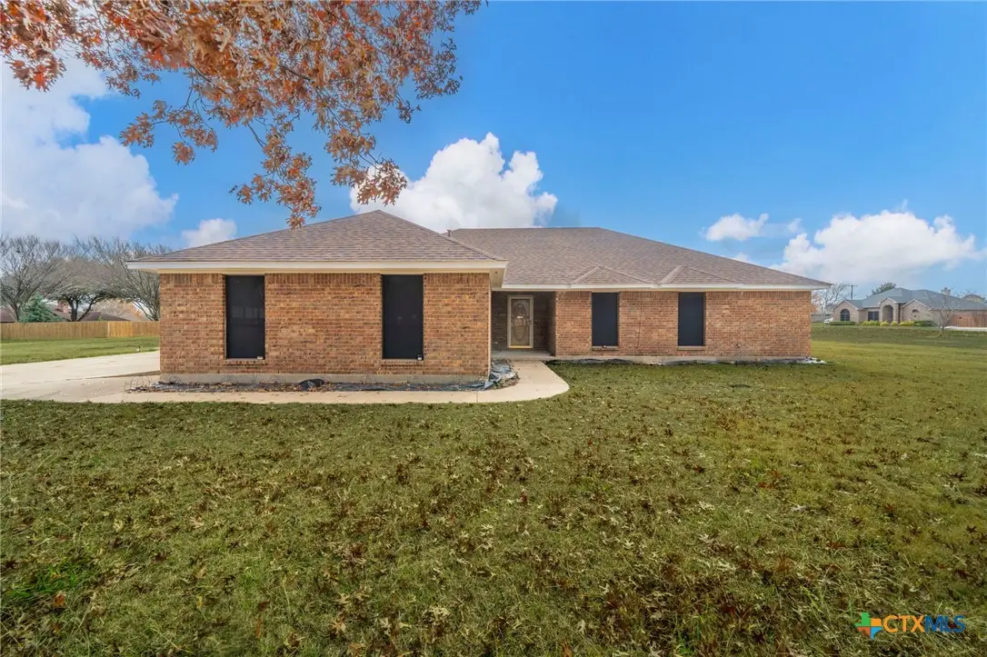 1202 Panorama, Waxahachie, TX 75165 - Image #1