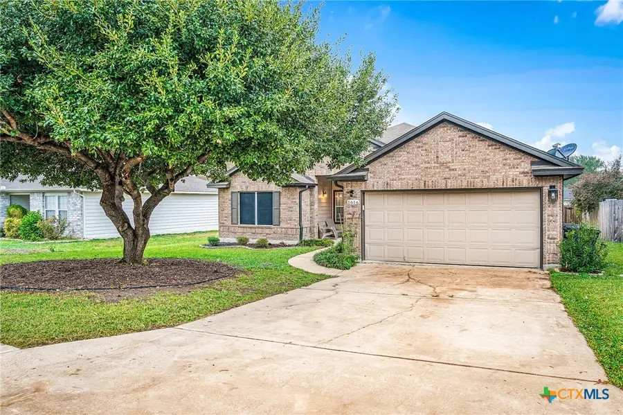 1616 Sunnycrest Circle, New Braunfels, TX 78130 - Image #2