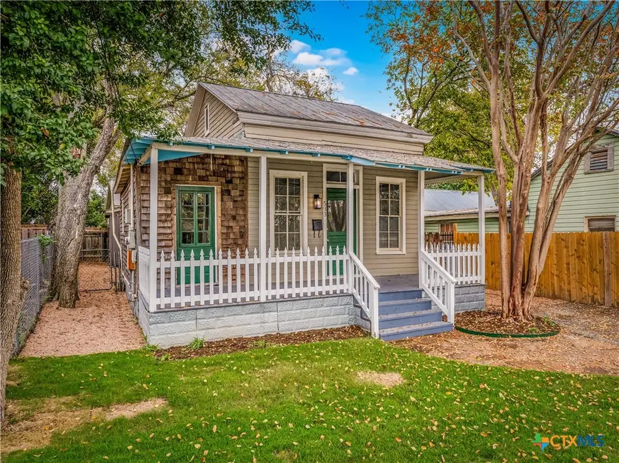533 W Bridge Street, New Braunfels, TX 78130 - Image #2