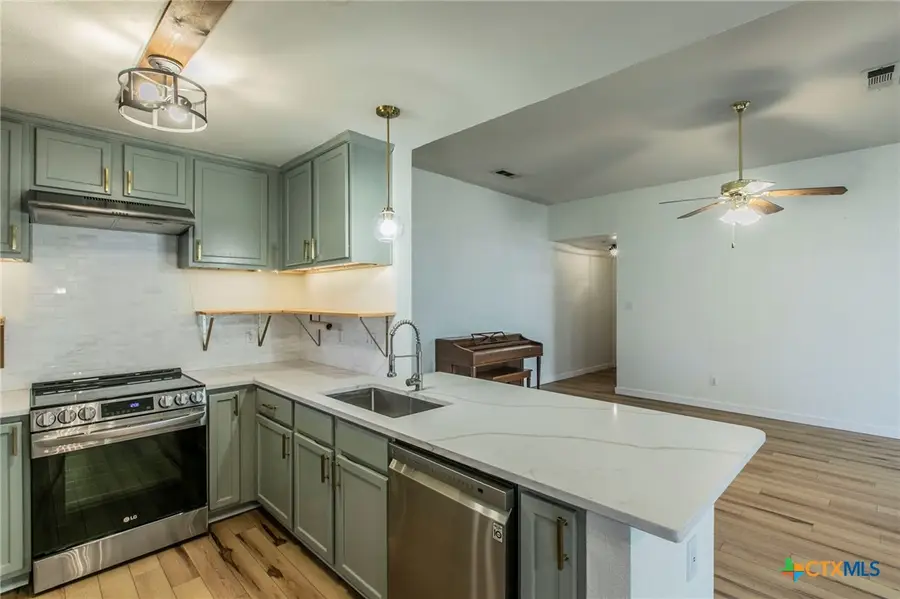 1912 Waterbury Court, Temple, TX 76502 - Image #3