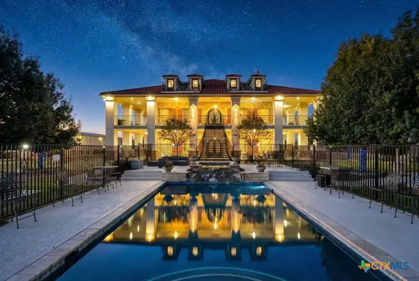 1694 County Road 102, Llano, TX 78643