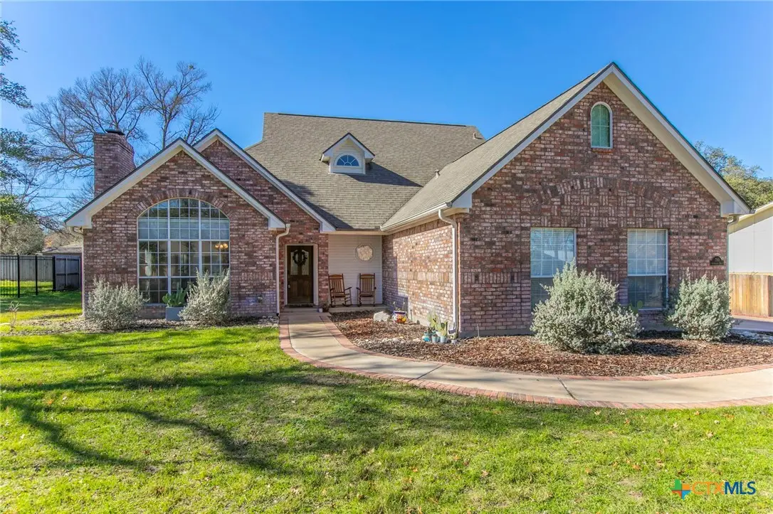 700 Arrowhead Drive, Salado, TX 76571 - Image #1