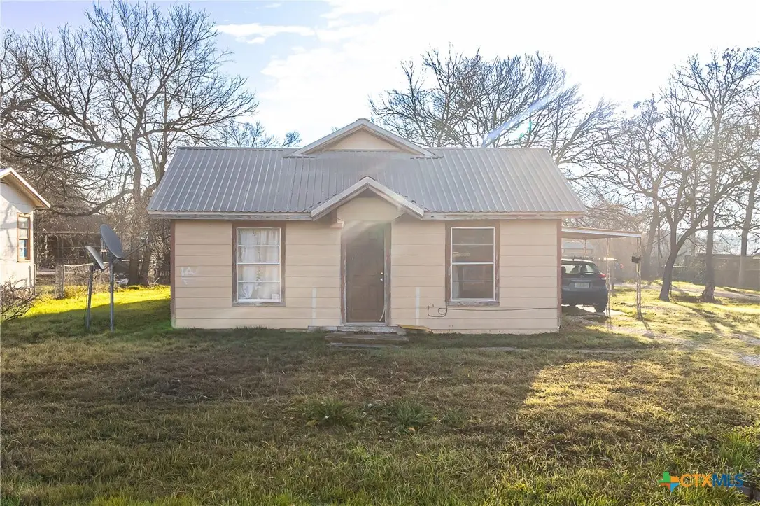 201 N Kings Trail, Little River Academy, TX 76554 - #1