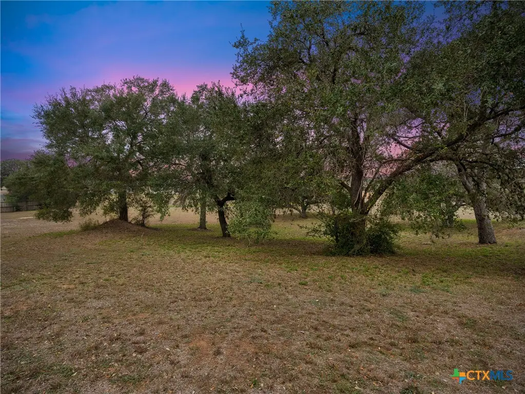 101 & 103 Pin Oak Circle, Cuero, TX 77954 - Image #1