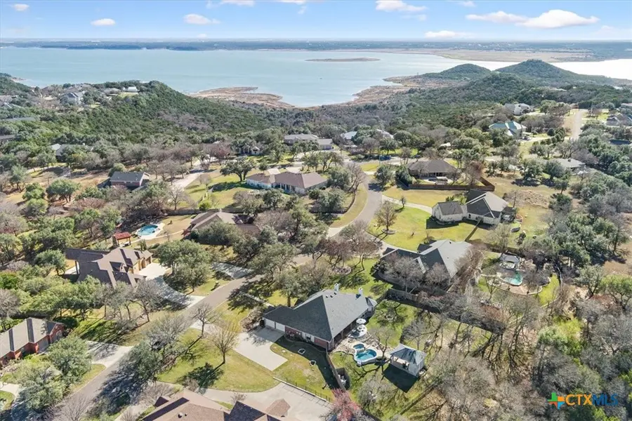 9864 Arroyo Drive, Belton, TX 76513 - Image #2