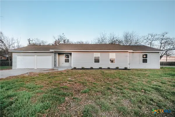 702 E Airline Road, Victoria, TX 77901