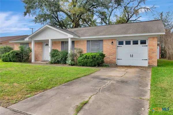 2011 Mission Drive, Victoria, TX 77901