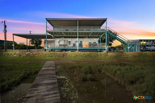 305 Zimmerman Road, Port Lavaca, TX 77979