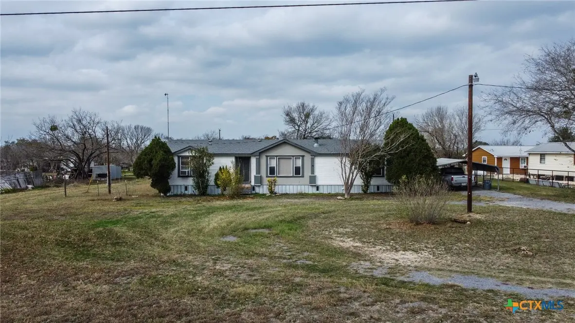 5526 Fm 20, Seguin, TX 78155 - Image #1