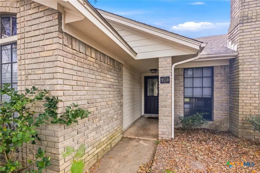 205 Lansdown Street, Victoria, TX 77904 - Image #2