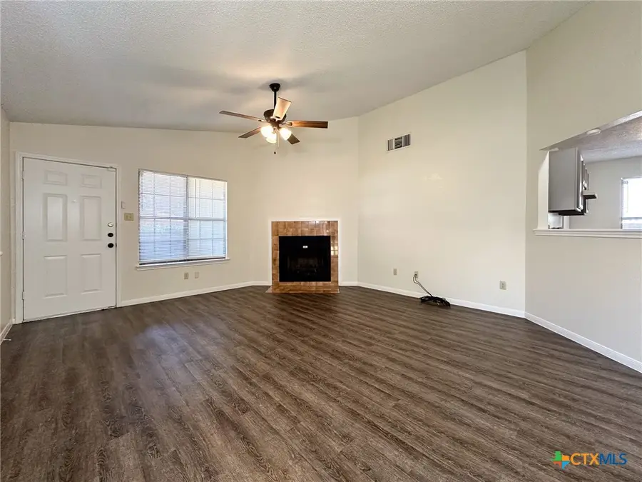 2211 Barry Drive, Killeen, TX 76543 - Image #3