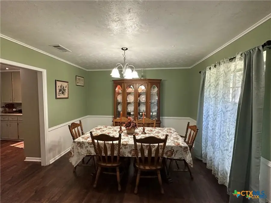 103 Oxford Street, Victoria, TX 77904 - #2