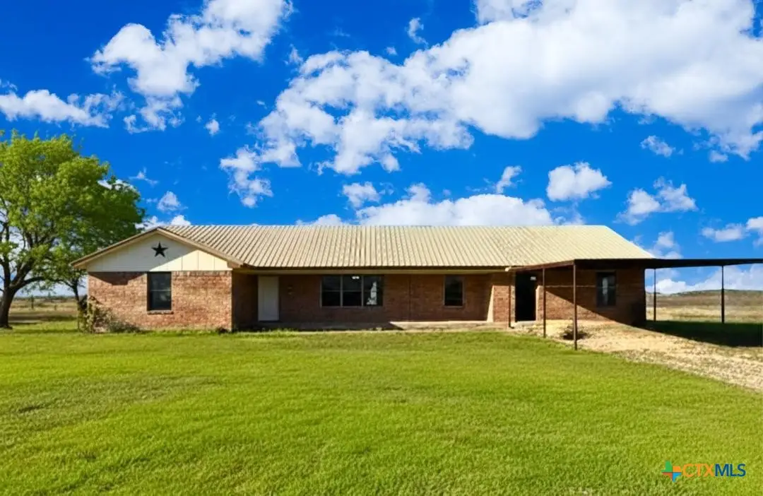 417 Lcr 318, Mart, TX 76664 - #1