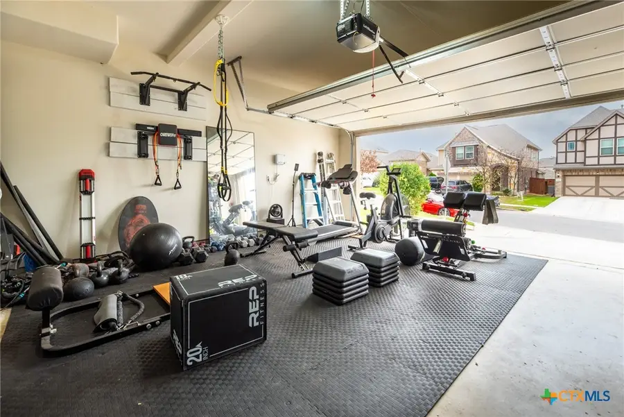 2043 Cowan Drive, New Braunfels, TX 78132 - Image #3